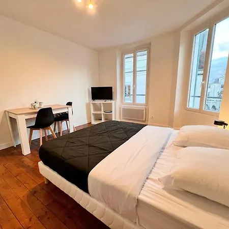 Appartement Maciet 4- Centre Ville Meaux-Gare-Disney Exterior foto